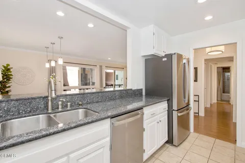 $490,000 | 1127 East Del Mar Boulevard, Unit 323, Pasadena, CA 91106