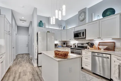 $1,300,000 | 8349 150th Court North, Palm Beach Gardens, FL 33418