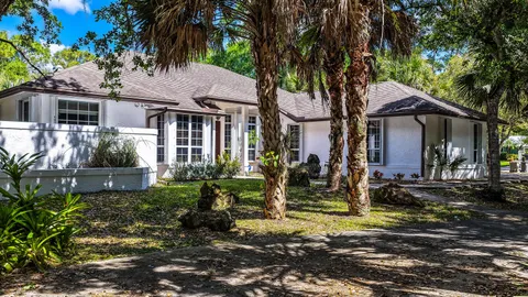 $1,300,000 | 8349 150th Court North, Palm Beach Gardens, FL 33418