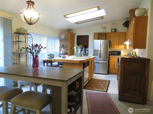 $170,000 | 23800 Southeast Tiger Mountain Road, Issaquah, WA 98027