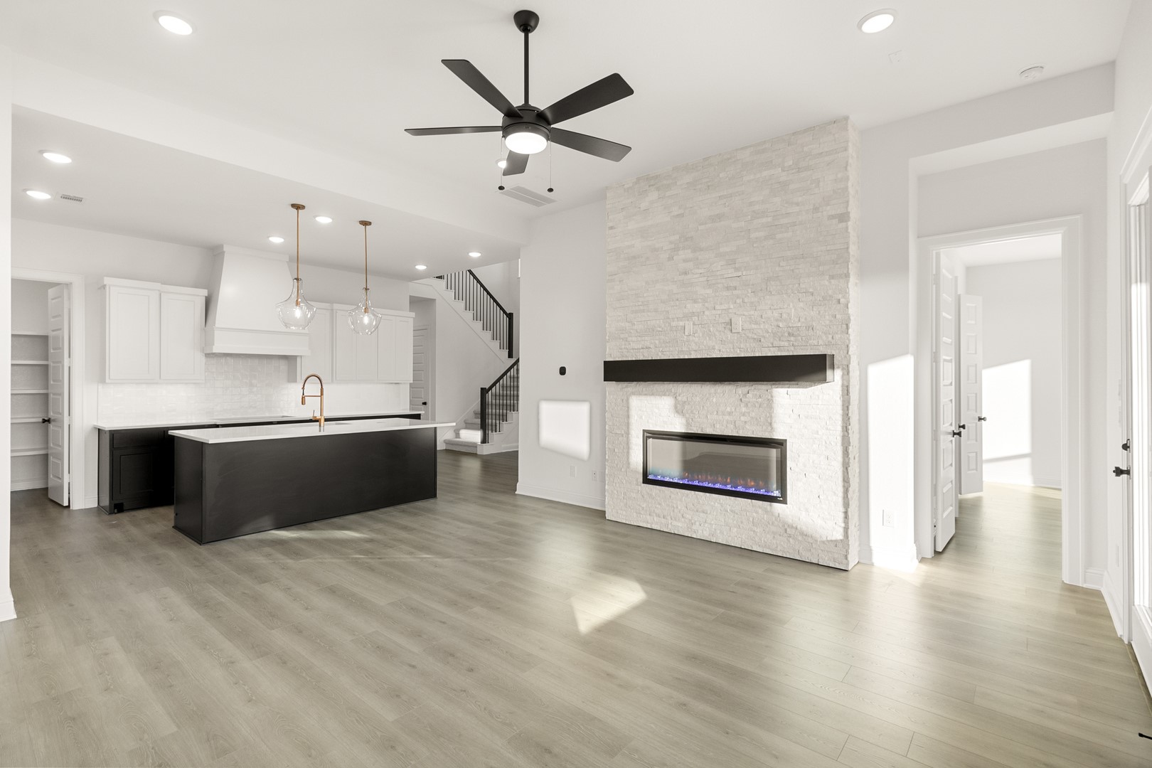 18811 Wild Raspberry Drive Hockley, TX 77447 - Photo 15 of 33 Family Room