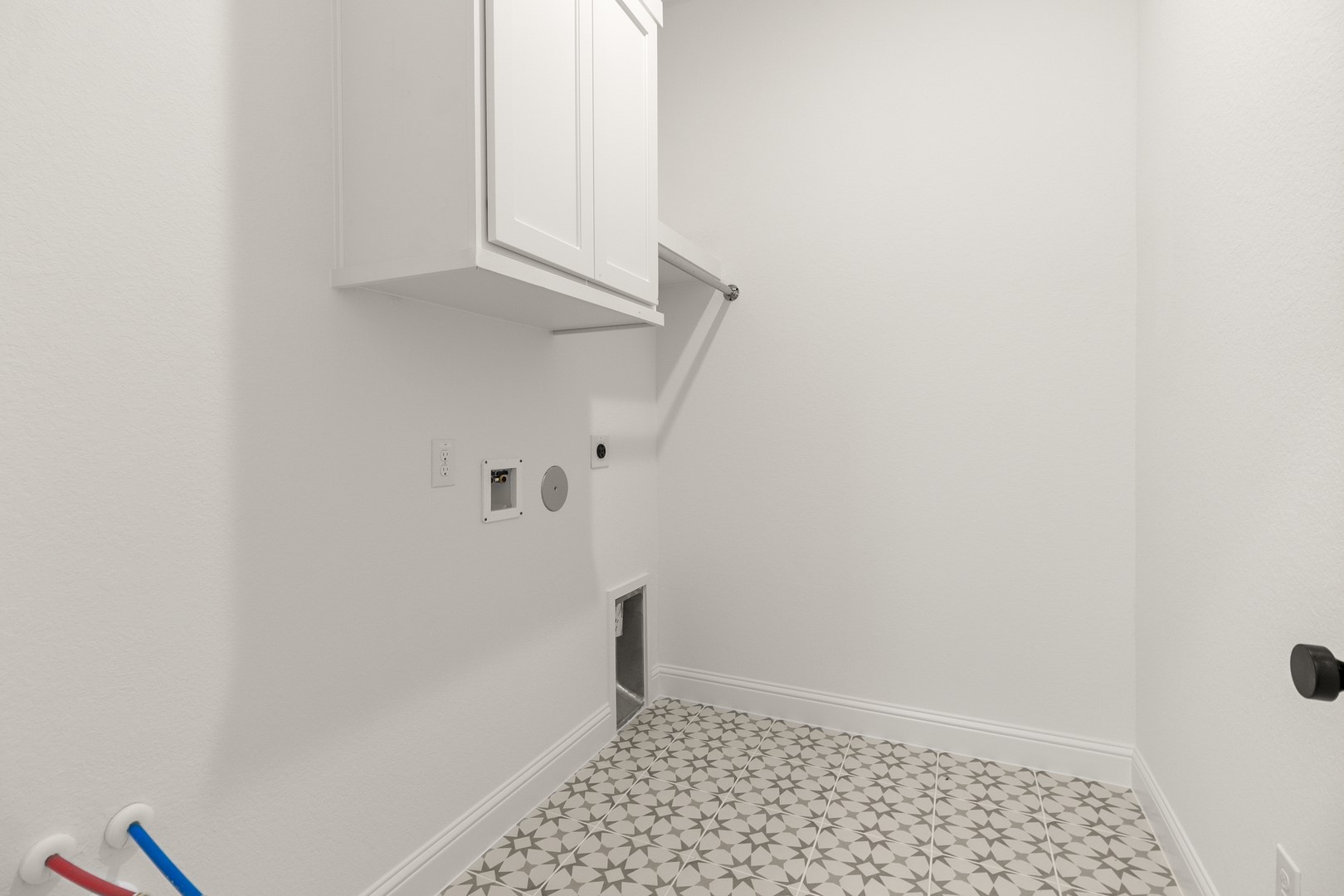 18811 Wild Raspberry Drive Hockley, TX 77447 - Photo 31 of 33 Laundry Room