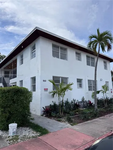 $2,450,000 | 950 79th Terrace, Miami Beach, FL 33141