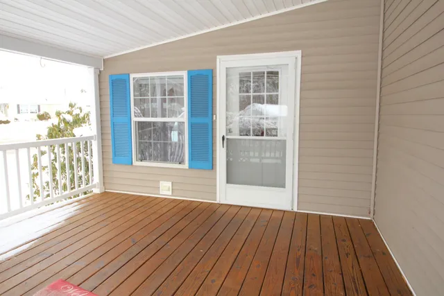 $375,000 | 23 Timber Trail, Sandown, NH 03873