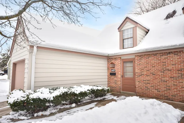 $199,900 | 6427 West Dodge Place, Milwaukee, WI 53220