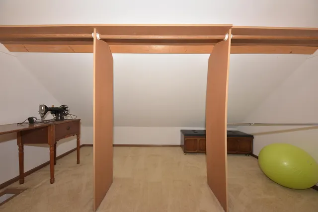 $199,900 | 6427 West Dodge Place, Milwaukee, WI 53220