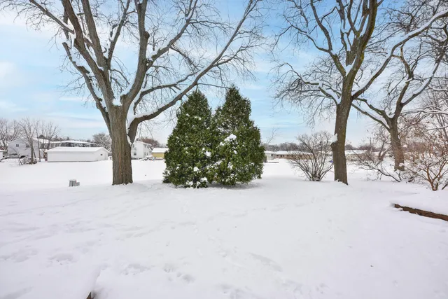 $199,900 | 6427 West Dodge Place, Milwaukee, WI 53220