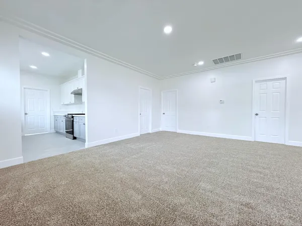 $349,900 | 242 Fresno Street, Fresno, CA 93706