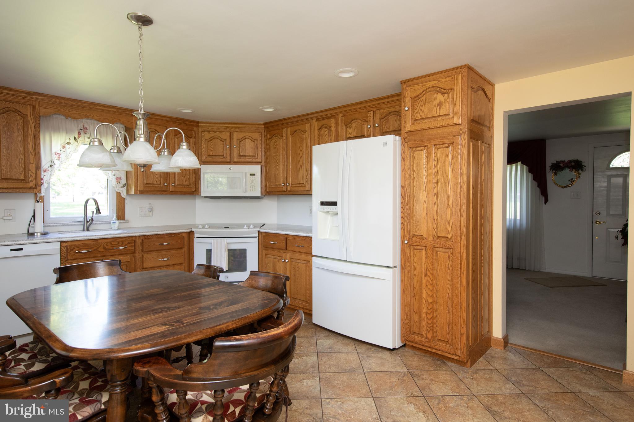 328 Ridge Road Sellersville, PA 18960 - Photo 8 of 25 Gallery Image 8