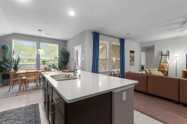 $2,799 | 1913 Kaiser Cove, Argyle, TX 76226