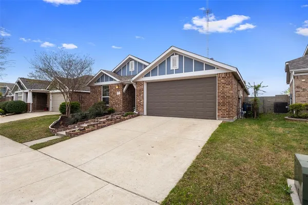 $2,799 | 1913 Kaiser Cove, Argyle, TX 76226