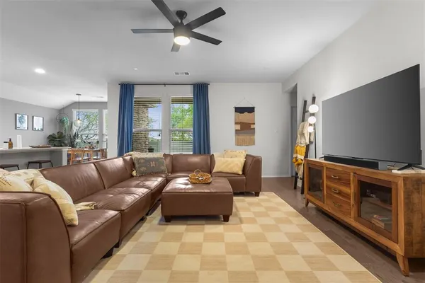 $2,799 | 1913 Kaiser Cove, Argyle, TX 76226