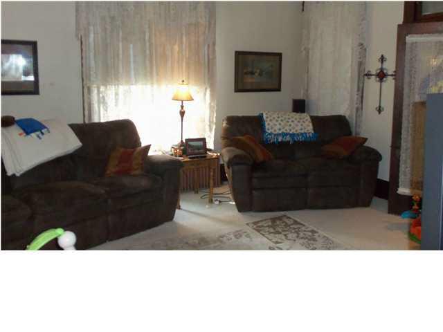 606 Troy Road Washington, IN 47501 - Photo 4 of 12 Gallery Image 4