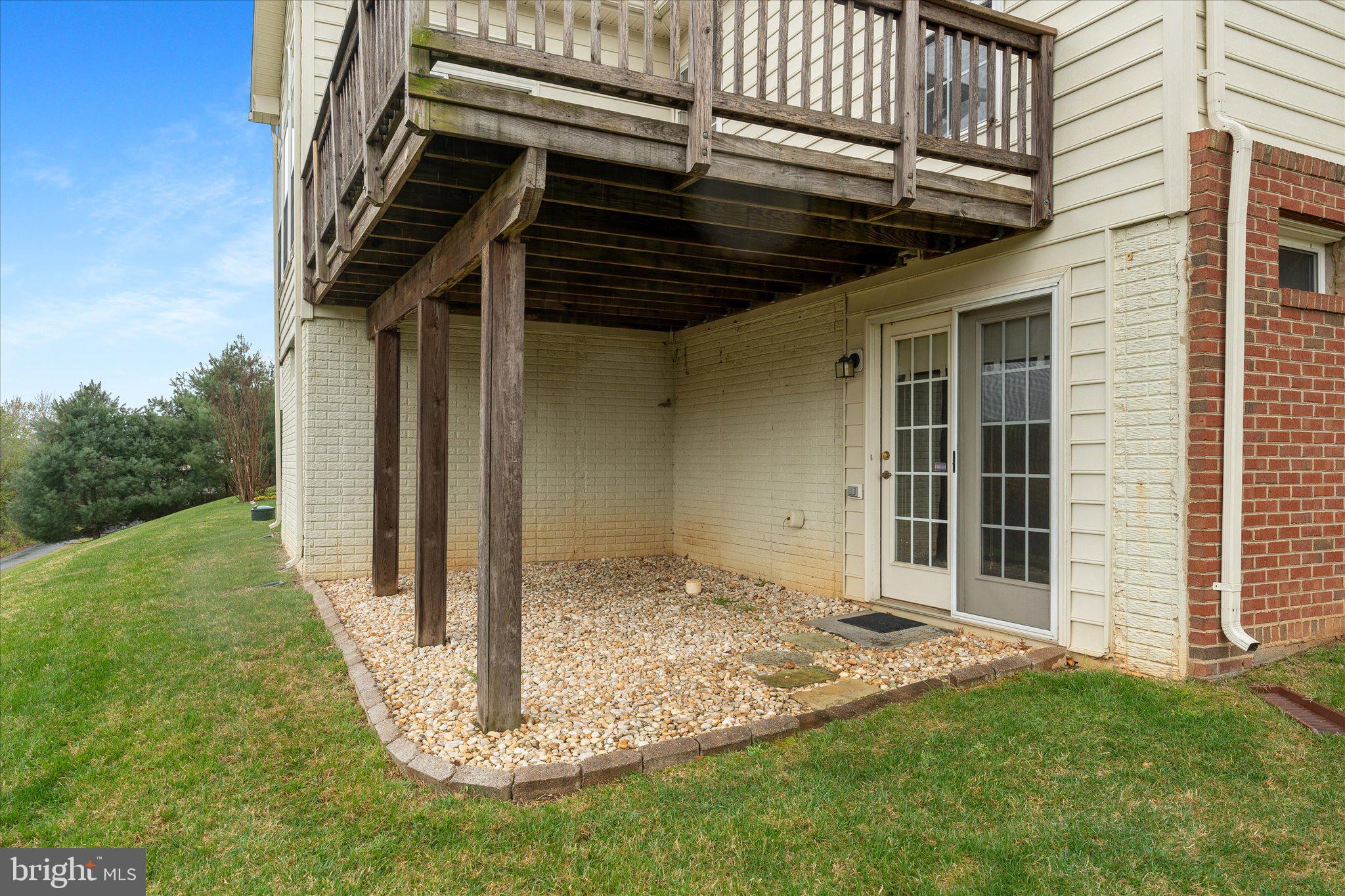 6696 Stream View Lane Warrenton, VA 20187 - Photo 51 of 57 a front view of a house with a yard
