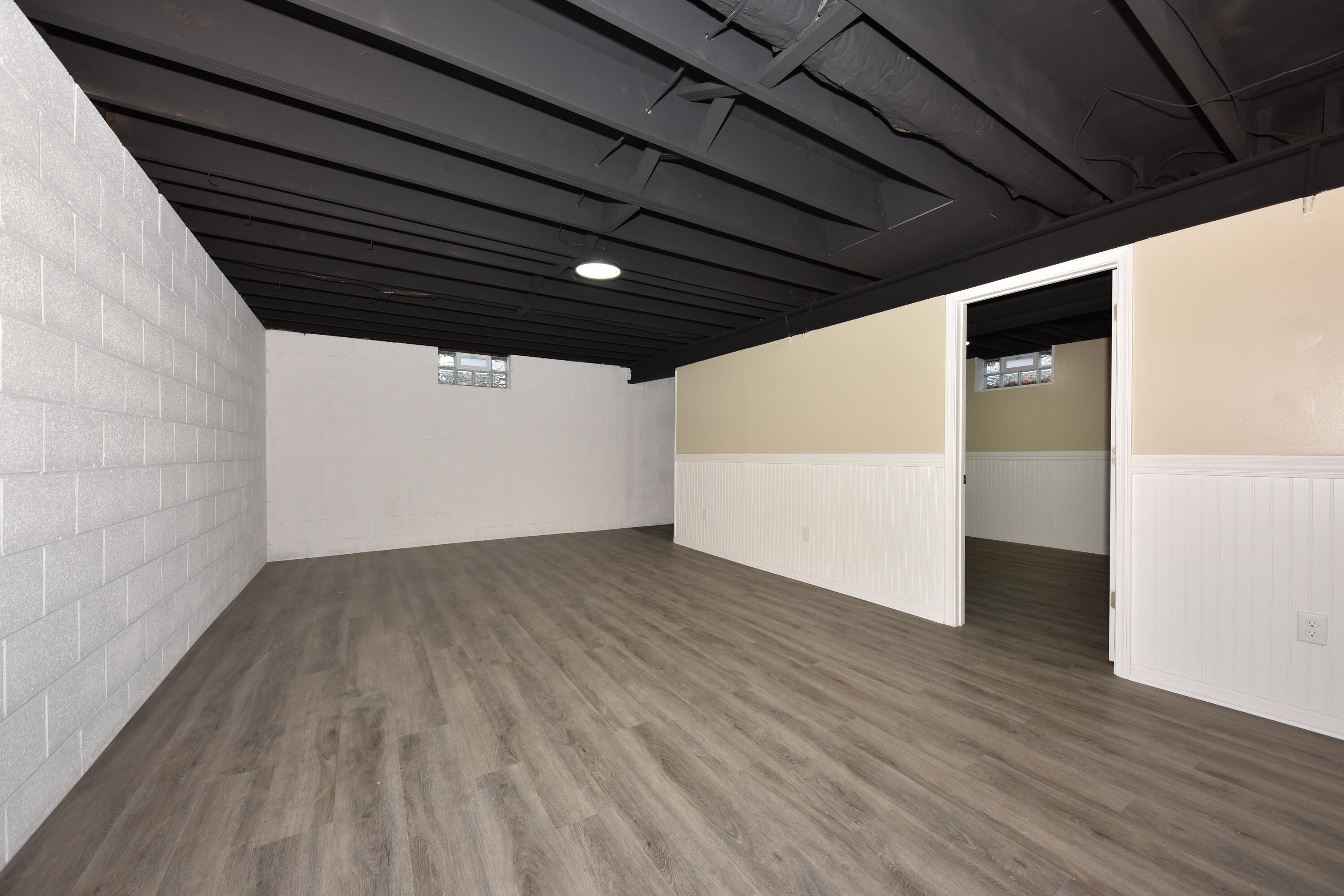 1010 Sunset Ridge Drive West West Bend, WI 53090 - Photo 14 of 36 EUP_5065