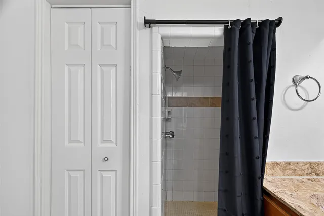 $249,999 | 4407 Yosemite Drive, Pasadena, TX 77504