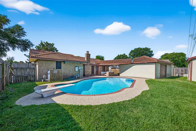 $249,999 | 4407 Yosemite Drive, Pasadena, TX 77504