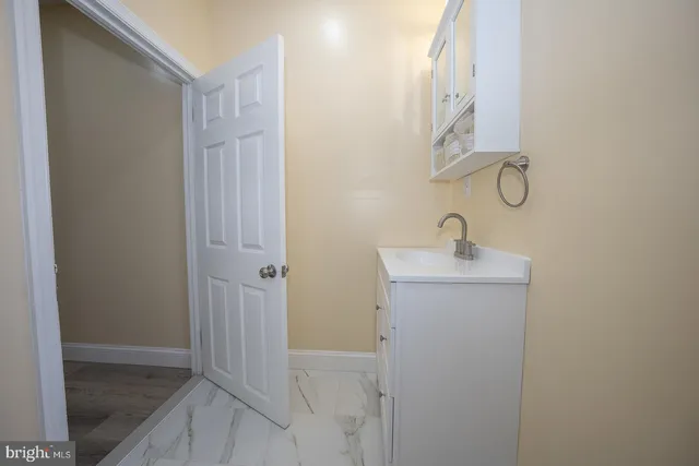 $149,900 | 150 North Robinson Street, Philadelphia, PA 19139