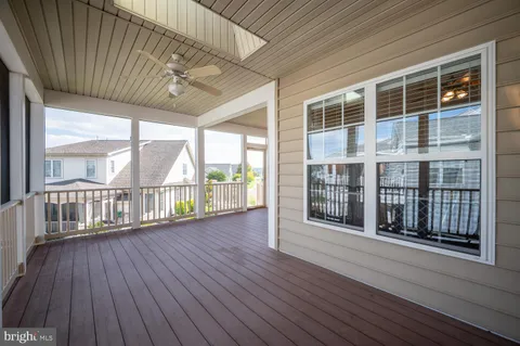 $825,000 | 6005 Piney Grove Way, Gainesville, VA 20155
