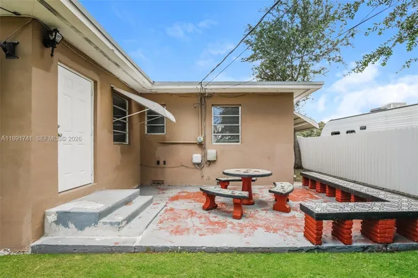 $2,820 | 1710 Northwest 109th Street, Miami, FL 33167