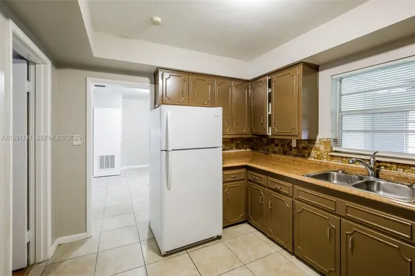 $2,820 | 1710 Northwest 109th Street, Miami, FL 33167