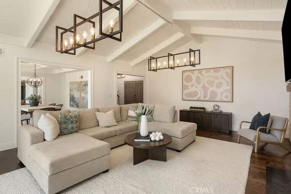 $2,799,000 | 11042 Hunting Horn Drive, North Tustin, CA 92705