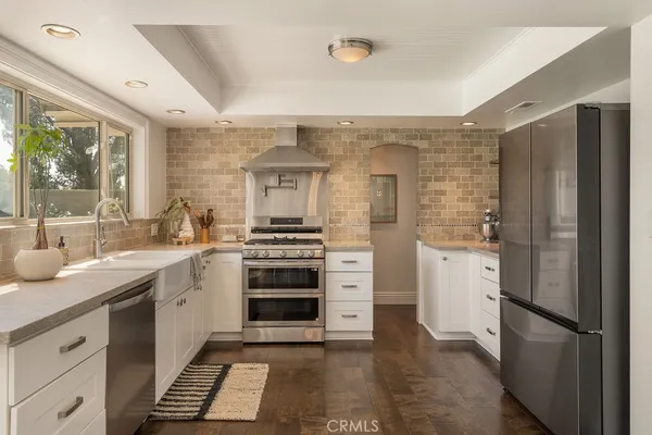$2,799,000 | 11042 Hunting Horn Drive, North Tustin, CA 92705