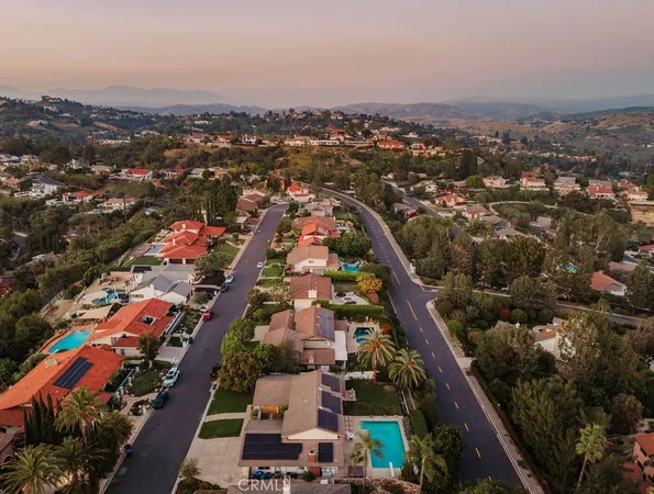 $2,799,000 | 11042 Hunting Horn Drive, North Tustin, CA 92705