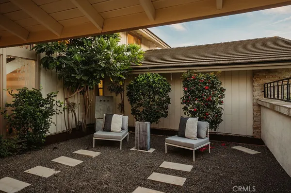 $2,799,000 | 11042 Hunting Horn Drive, North Tustin, CA 92705