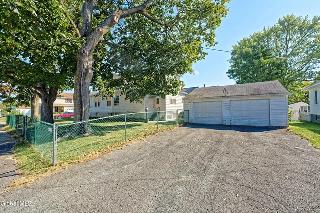 $229,900 | 44 Carlton Avenue, Cohoes, NY 12047