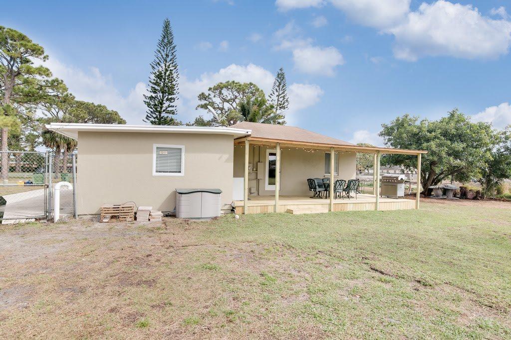 3479 Rostan Lane Lake Worth, FL 33461 - Photo 14 of 21 3479 Rostan Ln (14)