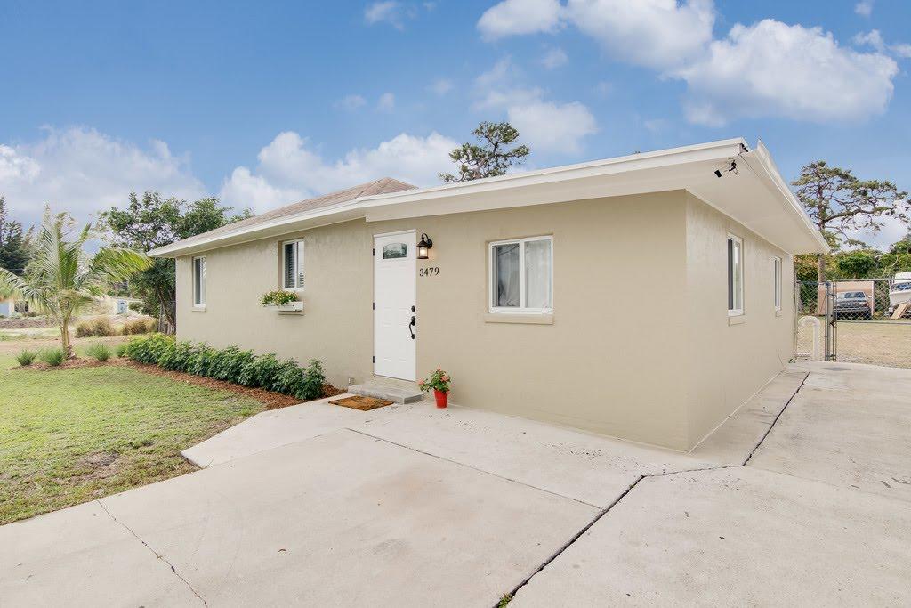3479 Rostan Lane Lake Worth, FL 33461 - Photo 2 of 21 3479 Rostan Ln (13)