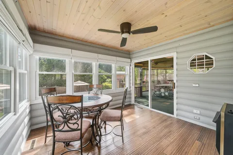 $949,000 | 837 Van Slyke Drive, Fontana, WI 53125