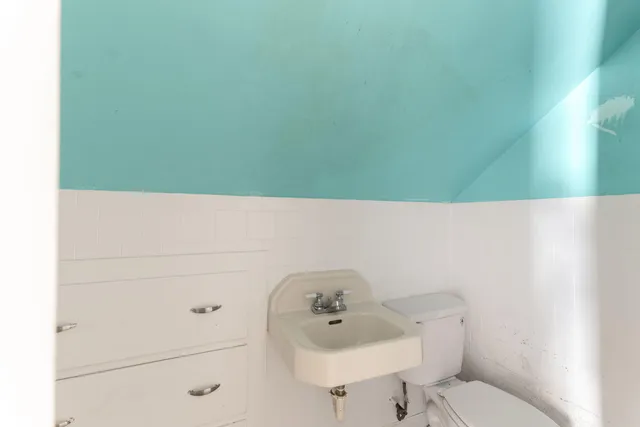 $155,000 | 5876 North 42nd Street, Milwaukee, WI 53209