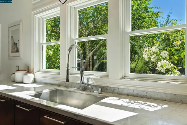 $2,695,000 | 101 Meadow Lane, Orinda, CA 94563