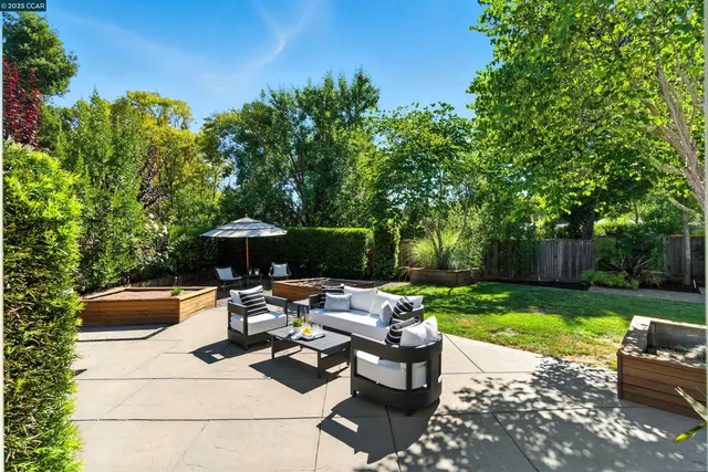 $2,695,000 | 101 Meadow Lane, Orinda, CA 94563