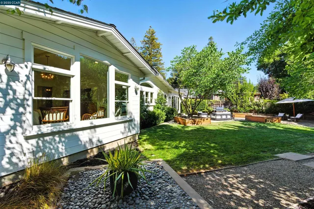 $2,695,000 | 101 Meadow Lane, Orinda, CA 94563