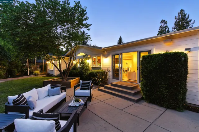 $2,695,000 | 101 Meadow Lane, Orinda, CA 94563