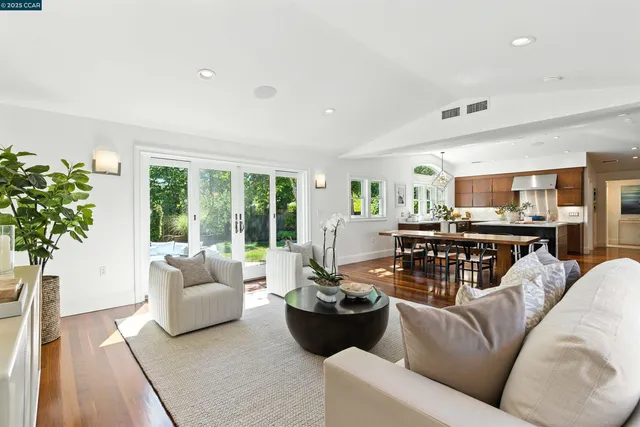 $2,695,000 | 101 Meadow Lane, Orinda, CA 94563