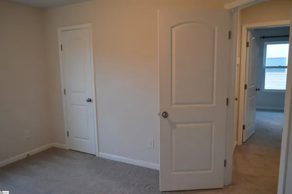 $1,750 | 323 Long Grove Lane, Greer, SC 29650