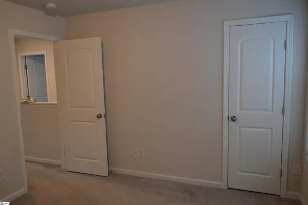 $1,750 | 323 Long Grove Lane, Greer, SC 29650