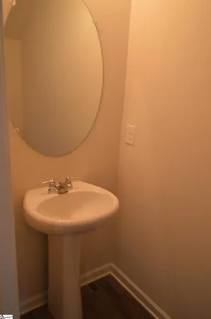 $1,750 | 323 Long Grove Lane, Greer, SC 29650