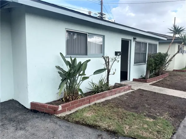 $2,950 | 24638 Eshelman Avenue, Unit 1/4, Lomita, CA 90717