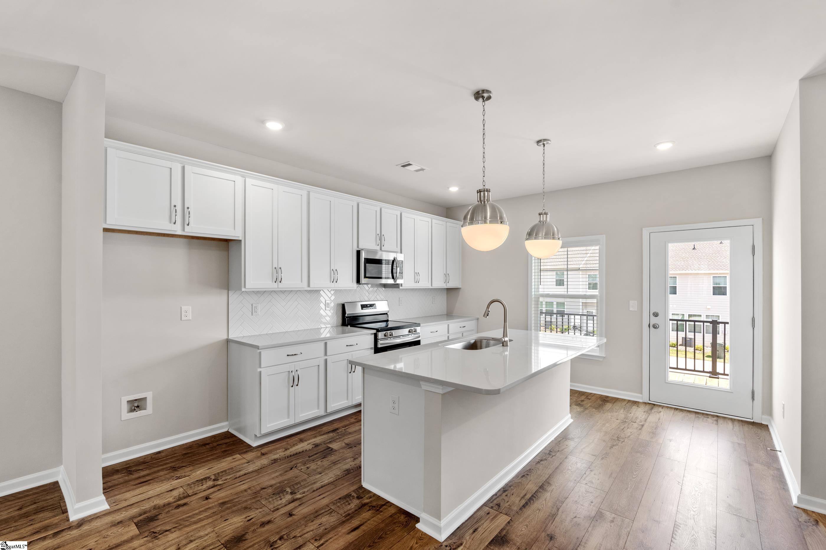 37 Leander Drive Greer, SC 29651 - Photo 5 of 32