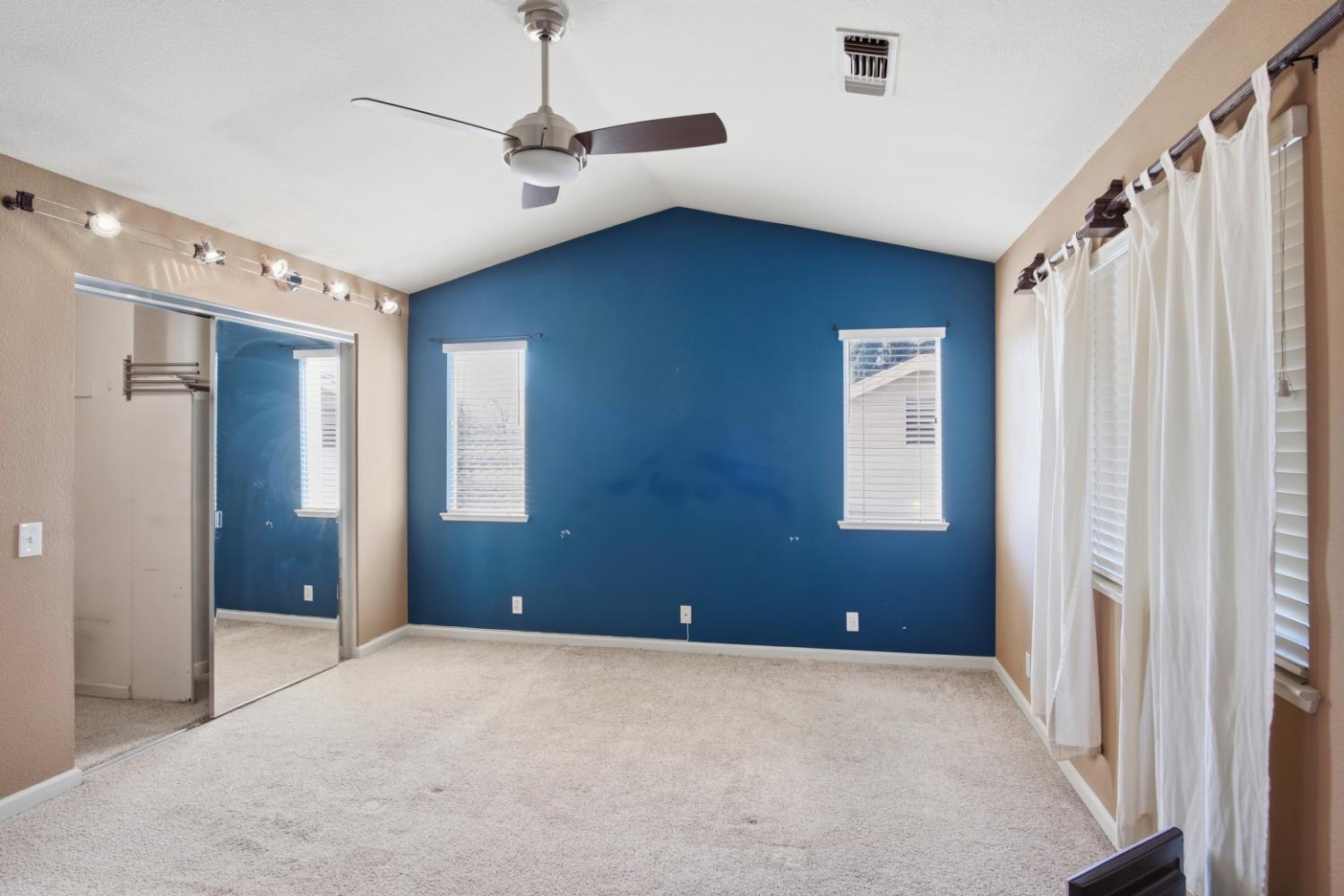 2213 Lionudakis Court Modesto, CA 95355 - Photo 25 of 38 a view of an empty room with a window