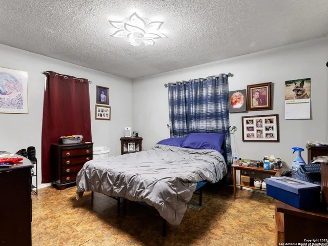 $1,700 | 142 Jean Street, San Antonio, TX 78207