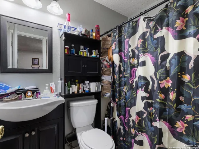 $1,700 | 142 Jean Street, San Antonio, TX 78207