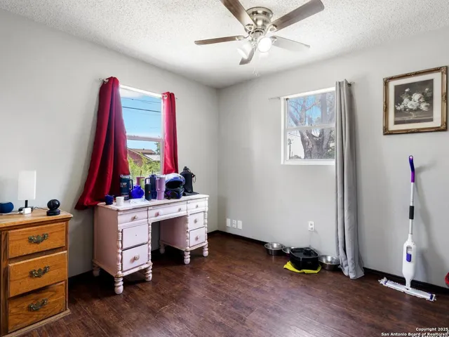 $1,700 | 142 Jean Street, San Antonio, TX 78207