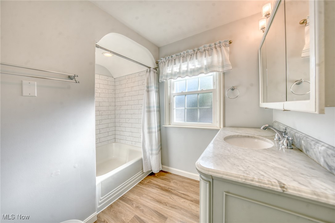 2611 Charney Road Cleveland, OH 44118 - Photo 24 of 38 Gallery Image 24