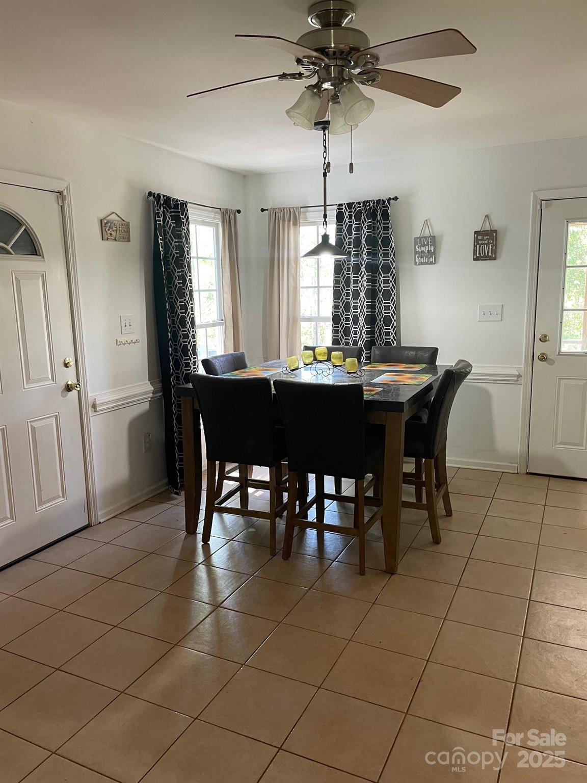 705 Sagrada Drive York, SC 29745 - Photo 8 of 26 a dining room well furnished